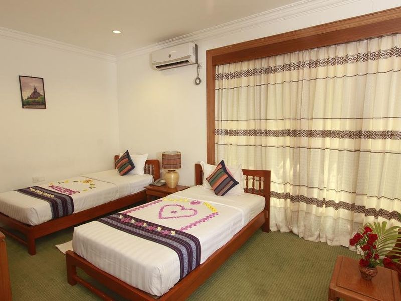 Hotel Photo 1