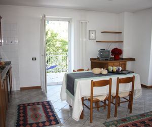 Residence Casa Monica Mezzana Italy