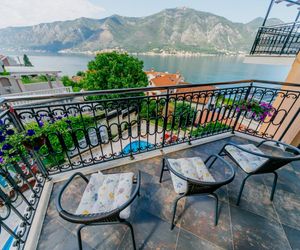 Apartments Coral Dobrota Montenegro