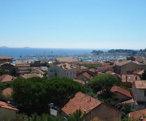 VAL D??AZUR   PIG322 Bandol France