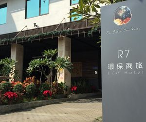 R7 Hotel Kaohsiung Taiwan