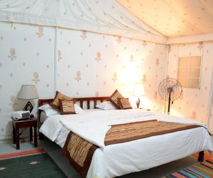 V Resorts le Royal Camp Khabha India
