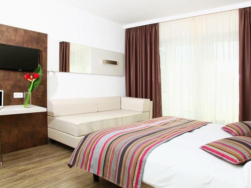Hotel Photo 4