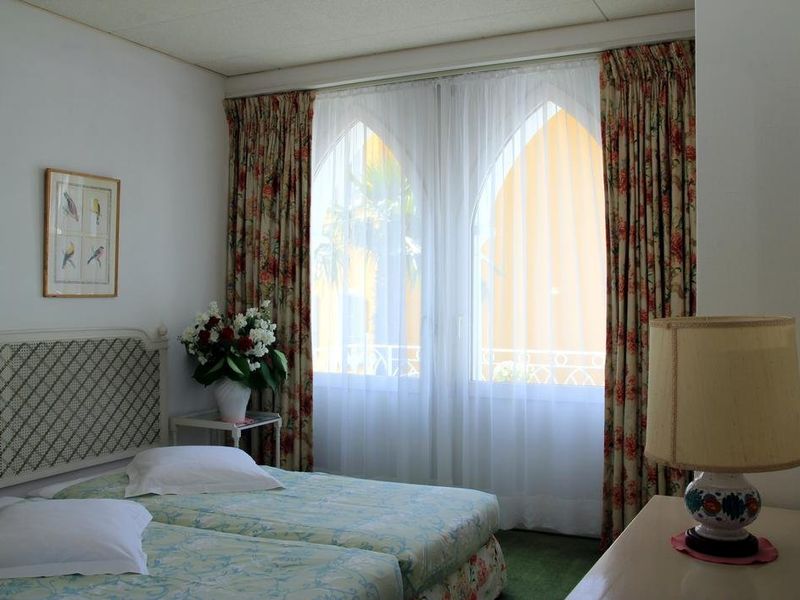 Hotel Photo 9