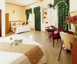 RedDoorz Plus near Phu Tho Stadium Ho Chi Minh Vietnam