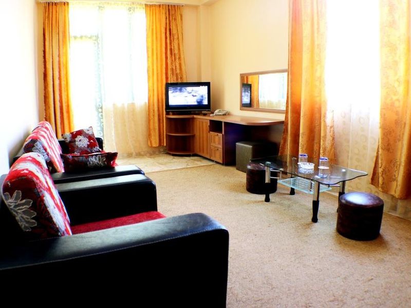 Hotel Photo 10