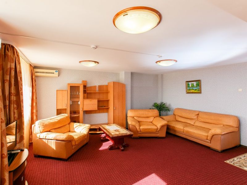 Hotel Photo 6