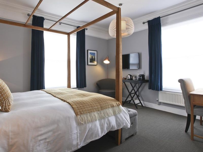 Hotel Photo 1