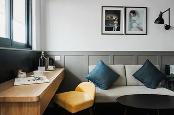 Hotel Photo 12