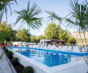 Mediteran Bungalow Galeb Omis Croatia