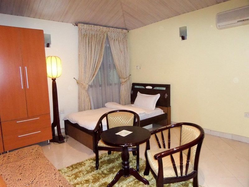 Hotel Photo 8