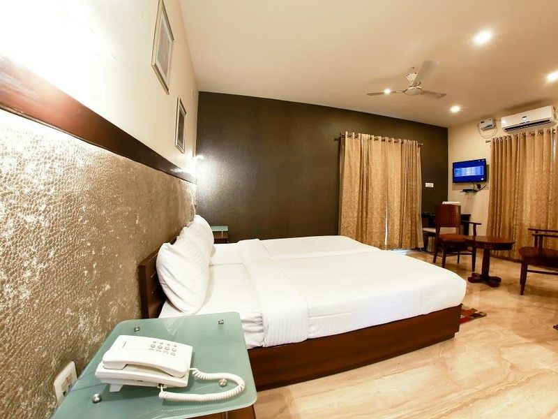 Hotel Photo 1