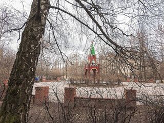 Московский 220
