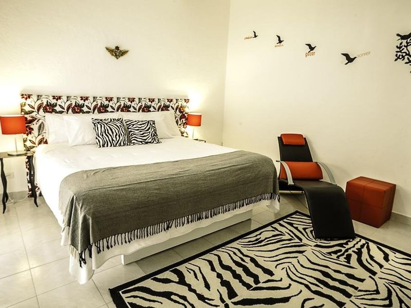 Hotel Photo 1