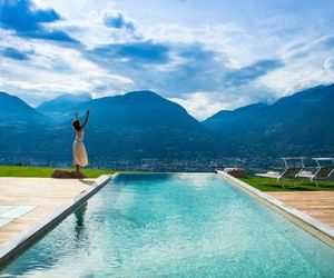 Romantik Chalet Eichenstein im Weinberg Merano Italy