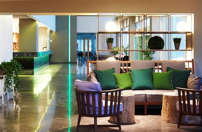 Hotel Photo 8