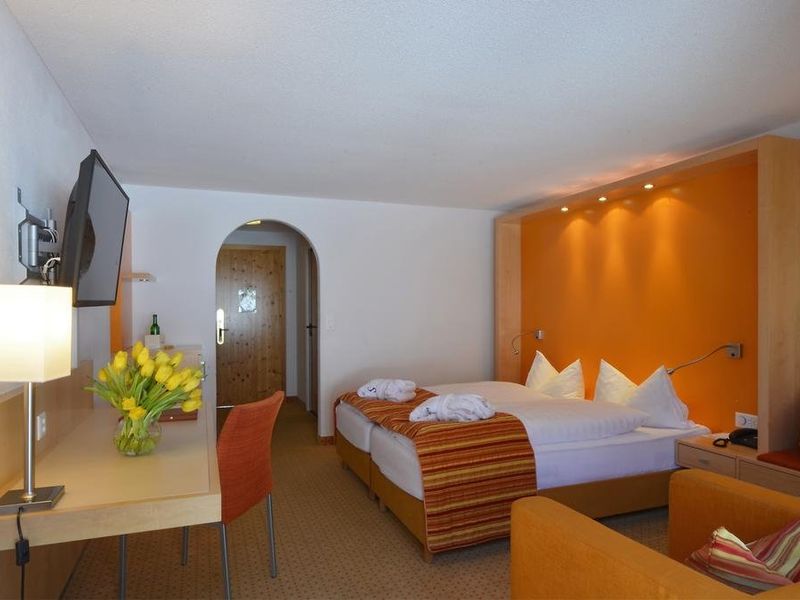 Hotel Photo 6