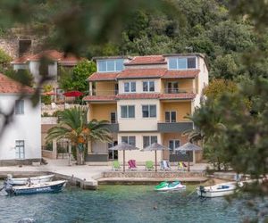 Apartments by the sea Savar (Dugi otok) - 8128 Berbigno Croatia