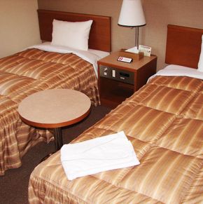 NearBy Hotel