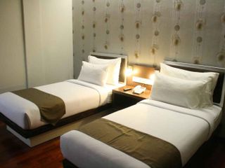 Фото отеля Hero Hotel Ambon