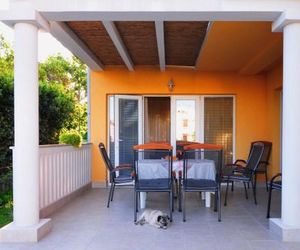 Vila Schober Four Bedroom Apartment 2442 Baska Croatia