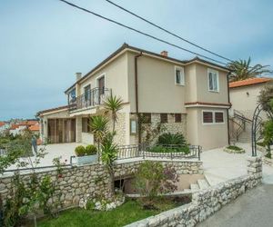 Apartments Nada 2883 Rab Croatia