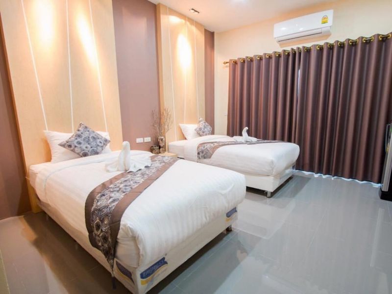 Hotel Photo 6