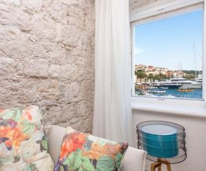 Luxurious Apartment Riva Lavanda Hvar Croatia