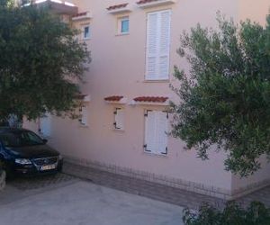 Apartments with a parking space Banjol (Rab) - 4956 Rab Croatia