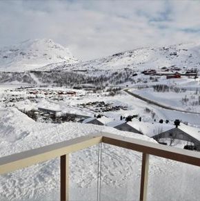 NearBy Hotel