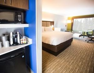 Holiday Inn Express & Suites Greenwood Mall Greenwood United States