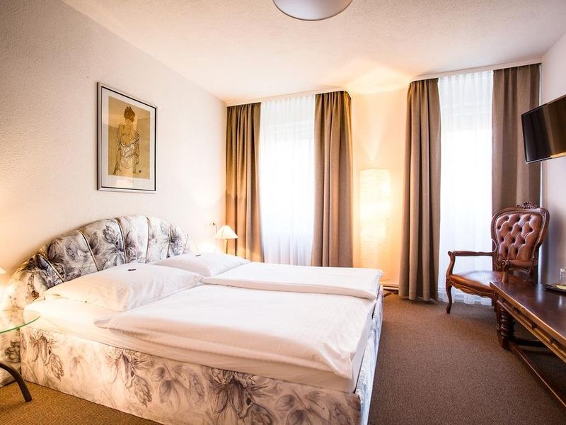 Hotel Photo 1