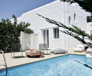 Naxian Utopia | Luxury Villas & Suites Agios Prokopios Greece