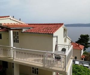 Apartments by the sea Pisak (Omis) - 4815 Mimice Croatia