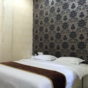NearBy Hotel