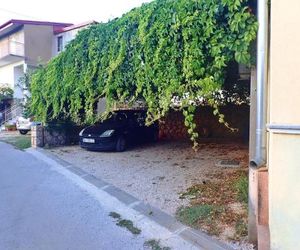 Apartments Jovic Starigrad Croatia