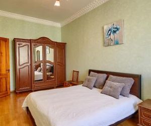 Apartment near Lva Tolstoho Square Kiev Ukraine