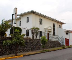 Isha Hostel San Jose Costa Rica