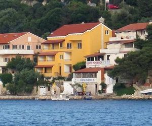 Apartments by the sea Zaklopatica (Lastovo) - 8393 Lagosta Croatia