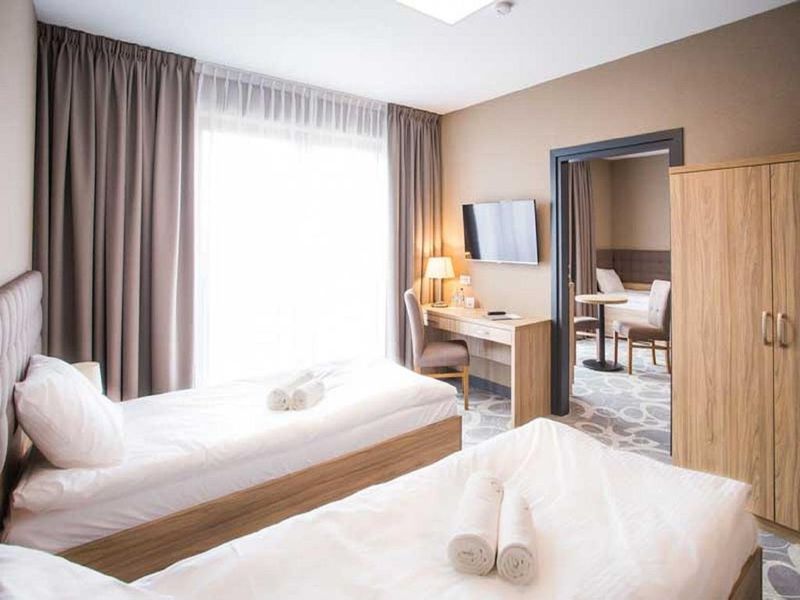 Hotel Photo 1