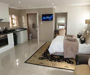 Pongola Road Self Catering Accommodation Uitenhage South Africa