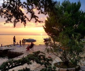 Apartments and rooms by the sea Starigrad (Paklenica) - 6580 Starigrad Croatia
