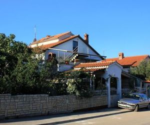 Apartments with a parking space Peroj (Fazana) - 2234 Peroi Croatia