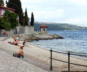 Apartments with a parking space Opatija - Pobri (Opatija) - 7813 Opatija Croatia