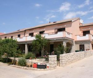 Apartments by the sea Mandre (Pag) - 6457 Kolan Croatia