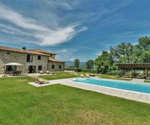 Beautiful Mansion in Poppi with Shared Pool Poppi Italy