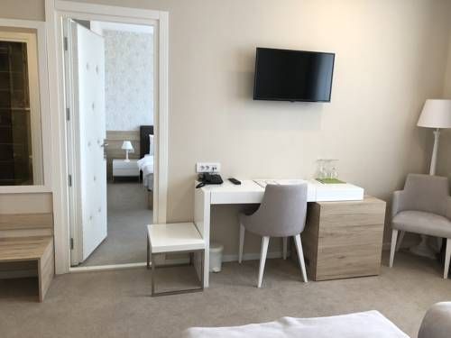 Hotel Photo 12