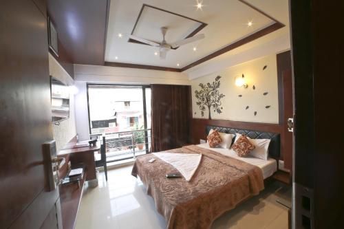 Hotel Grand Pragati