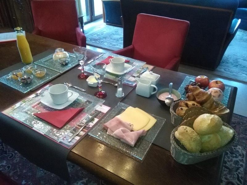 Hotel Photo 11
