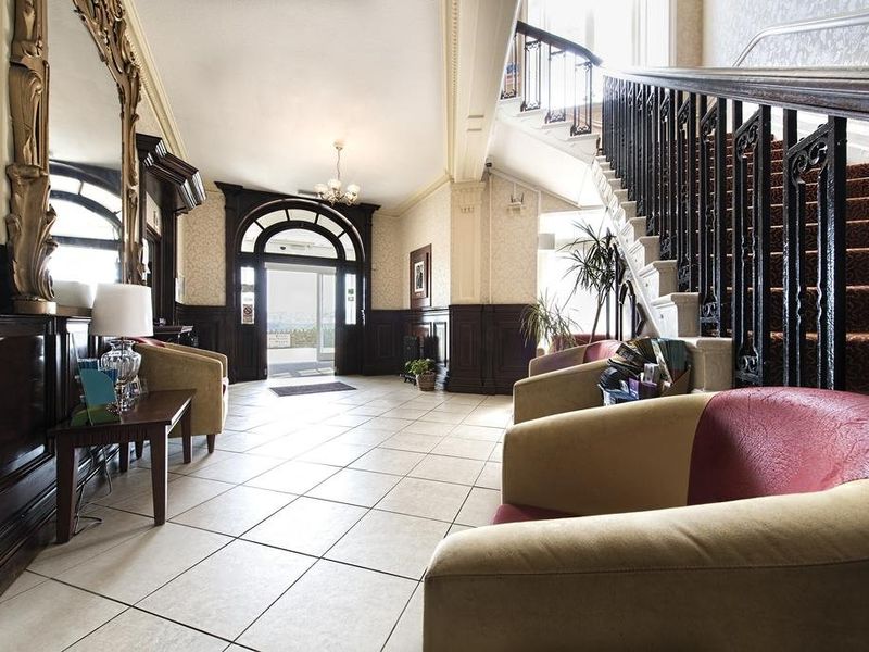 Hotel Photo 8